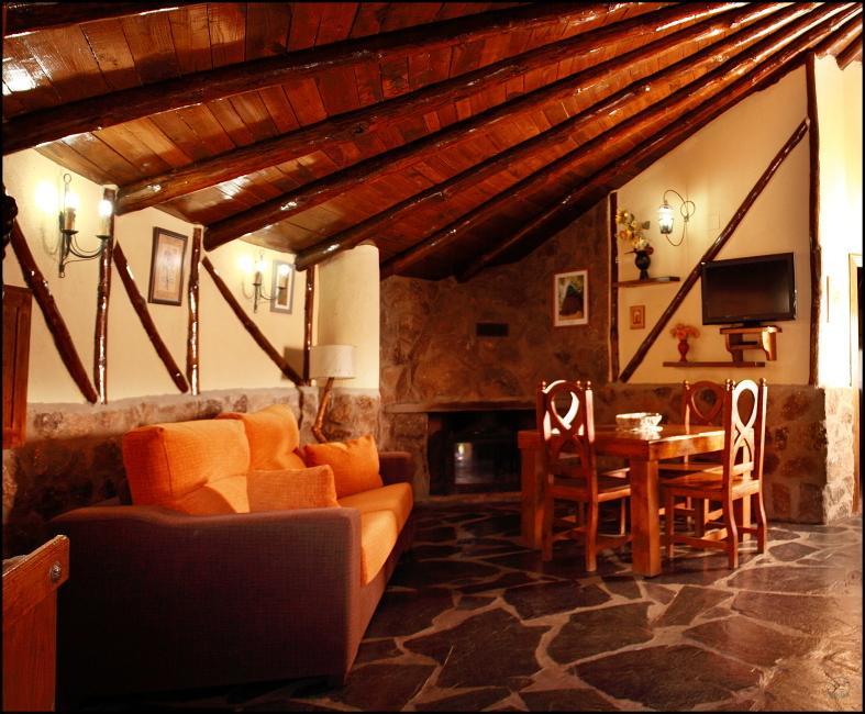 Complejo Rural Los Chozos Valle Del Jerte Room photo